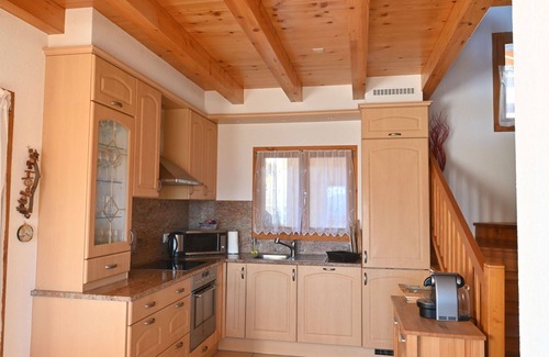 Chamoson House | Beautiful private villa for 8 people with WIFI, TV, terrace, pets allowed and parking