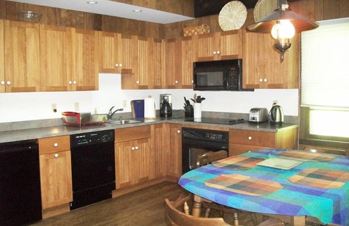 Stratton and Bromley Ski Areas Ski Chalet | Beautiful Chalet For All Seasons