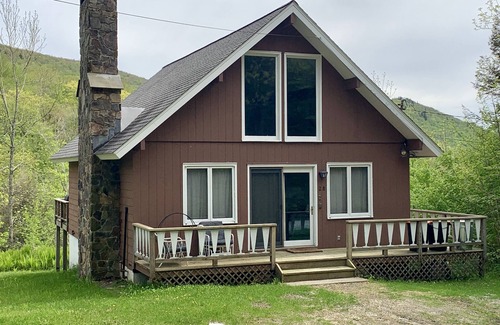 Stratton and Bromley Ski Areas Ski Chalet | Beautiful Chalet For All Seasons