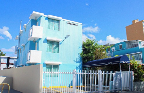 Ponce Centro Apartment | Beautiful Chandeliers, Cozy & Enjoyable Studio - Balcony/REE WIFI - 201