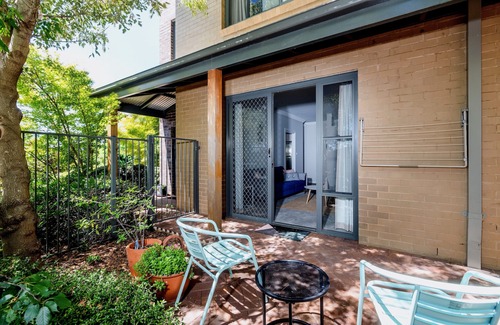 Calare Apartment | Beautiful "Claremont Studio" Apartment