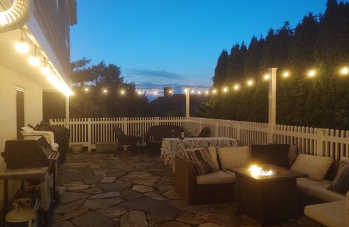 Stonington Apartment | Beautiful Coastal Apartment next to beach,restaurants and shopping