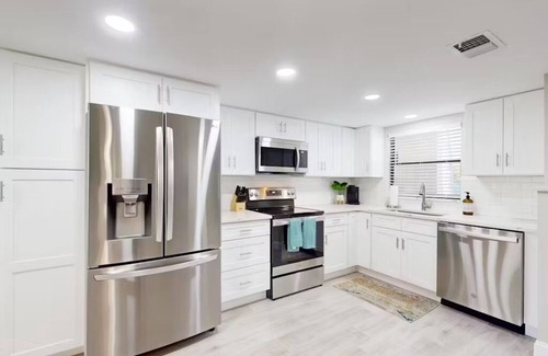 Majestic Palms Condo | Beautiful, Completely Rennovated first floor 2 Bedroom Condo