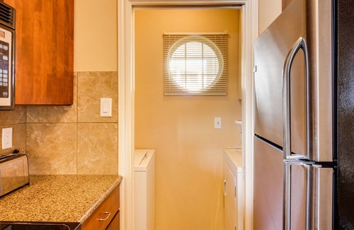 Highland Lake Estates Condo | Beautiful condo with amazing views & W/D - pools, hot tub & tennis