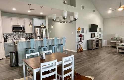 Flour Bluff House | Beautiful Corpus Christi Beach Home