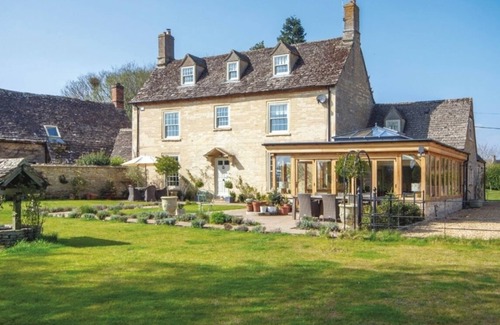 Alvescot Other | Beautiful Cotswold Farmhouse