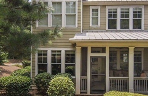 Reynolds Landing Cottage | Beautiful Cottage at Reynolds