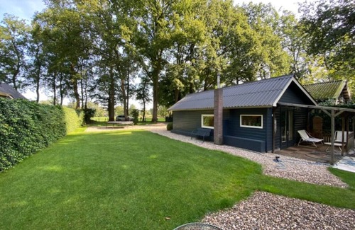 Wenum-Wiesel Cabin | Beautiful cottage with large garden on the Veluwe