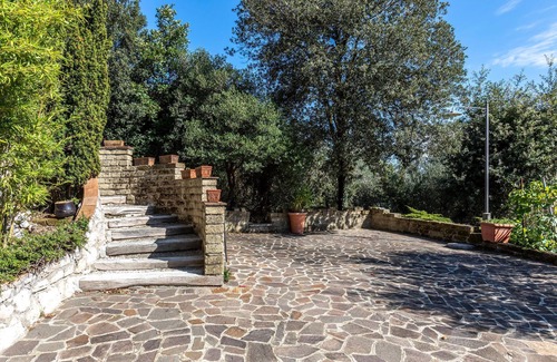 Marciano Freddo House | Beautiful cottage with historic charm in the countryside with private pool.