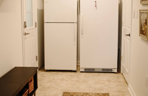 Berryville Apartment | Beautiful, cozy retreat in wine country!
