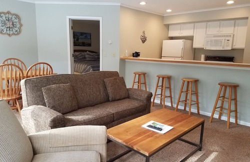 Bellaire Condo | Beautiful & Cozy Shanty Creek Condo