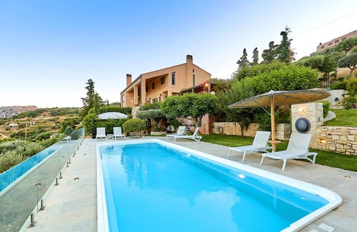 Linoperamata Villa | Beautiful Crete Villa | 5 Bedrooms | Villa Vollard | Private Pool & Majestic.