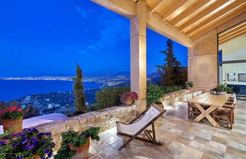 Linoperamata Villa | Beautiful Crete Villa | 5 Bedrooms | Villa Vollard | Private Pool & Majestic.