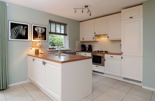 Garderen House | Beautiful detached bungalow for 8 persons in Garderen Veluwe