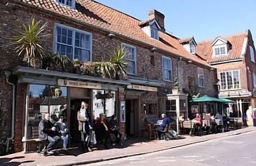 Briston Cottage | Beautiful, Detached, Traditional Norfolk Cottage In Quiet Village Location.