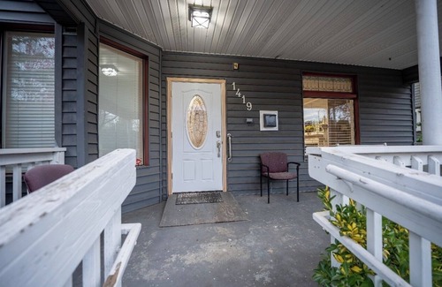 Hilltop Apartment | Beautiful Downtown Tacoma Home Unit 3