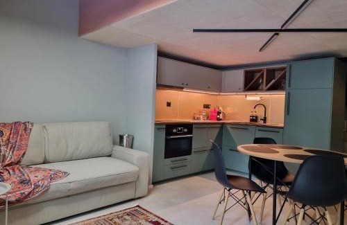 Letnany Apartment | Beautiful Duplex 20 min from center