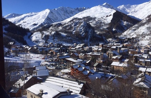 Valloire Apartment | Beautiful duplex 7/9p on slopes, swimming pool, near center