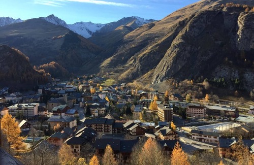 Valloire Apartment | Beautiful duplex 7/9p on slopes, swimming pool, near center