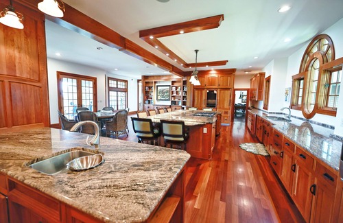 Platte City House | Beautiful estate in the bluffs with breath taking views and a private air strip!