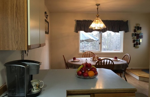 Bayshore - Klatt House | Beautiful Family-Friendly 1600 sq ft House in South Anchorage.
