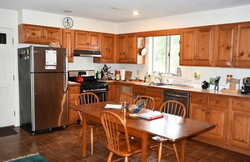 Colrain House | Beautiful Family Home in picturesque setting on the Green River 3.5 BR/2 BA