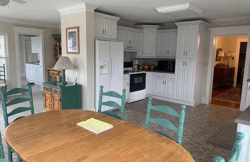 Mount Sterling House | Beautiful Farmhouse Stay!