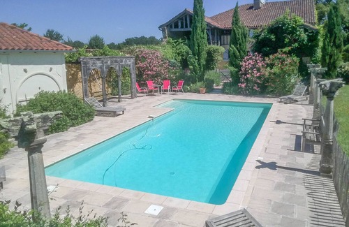 Perchede Villa | Beautiful farmhouse with private pool