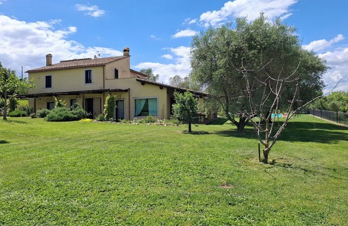 Calvi di Umbria Villa | Beautiful farmhouse with pool in Calvi dell'Umbria 30 min. from Rome