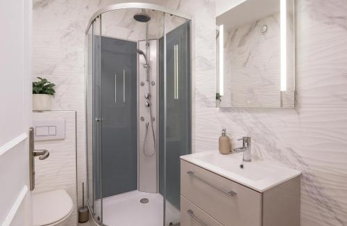 Levallois-Perret Apartment | Beautiful Flat in Levallois