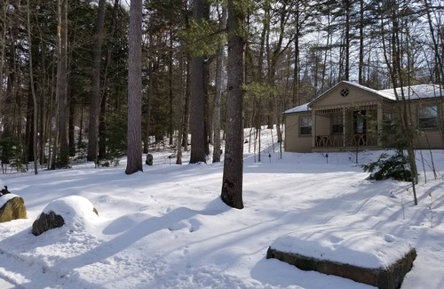 Innisfil House | BEAUTIFUL FOUR SEASON WATERFRONT COTTAGE