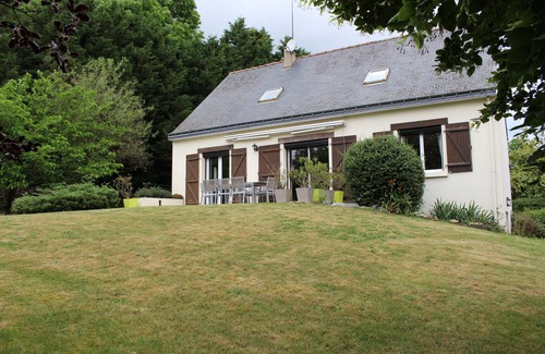 Caro House | Beautiful fully equipped holiday home in a peaceful village