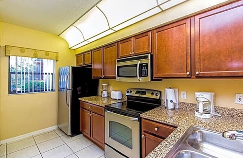 Florida Central Atlantic Coast Resort | Beautiful & fun resort with waterpark, Close to Universal, Sea World and Disney.