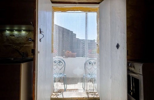 Xewkija Cottage | Beautiful Garden Cottage in Restored Country Home