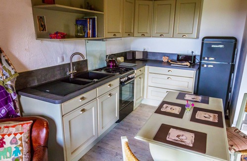 Saint-Cybranet House | Beautiful gite with balcony, stunning views, large private pool & gardens