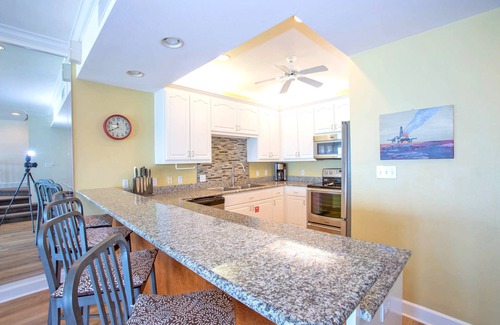 White Sands House | Beautiful Gulf Front Townhome on Pensacola Beach!