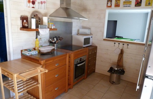 La Vicomte-sur-Rance Cottage | Beautiful house for 12 people, roofed pool, Saint-Malo area