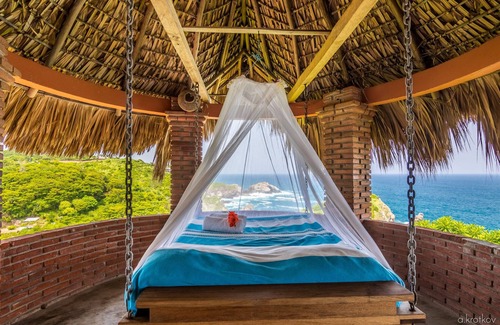 Puerto Angel House | Beautiful Handcrafted 2 (+) Story Cliff-Side Dwelling with Sweeping Ocean Views