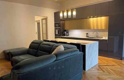 Stare Miasto Condo | Beautiful Heart of Old Town apartment.