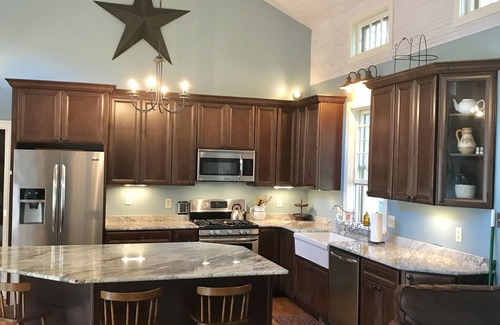 Macedon Other | Beautiful Historic Farmhouse Near Hill Cumorah