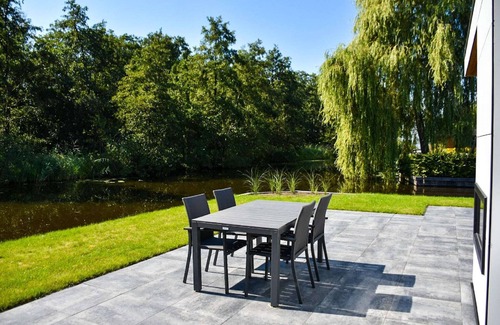 Loosdrecht House | Beautiful holiday home in a holiday park
