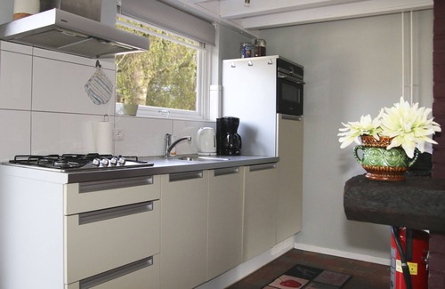 Zuideinde House | Beautiful Holiday Home with sauna & boat, boat can be booked from Apr until Oct