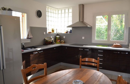 Meyras Villa | Beautiful holiday home on the banks of the river Ardèche with private beach
