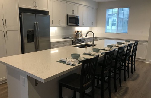 Goleta House | Beautiful Home 5 Minutes to UCSB Near Beaches 4 bedrooms