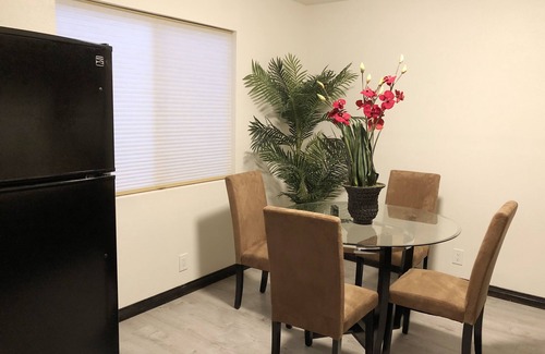 El Rancho House | ♥ Beautiful home close to Disneyland and all LA and Orange County attractions