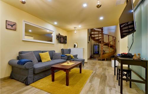 Sveti Juraj na Bregu House | Beautiful Home In Dragoslavec With 3 Bedrooms, Sauna And Outdoor Swimming Pool