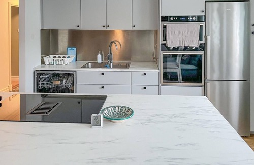Orebro House | Beautiful home in örebro with kitchen