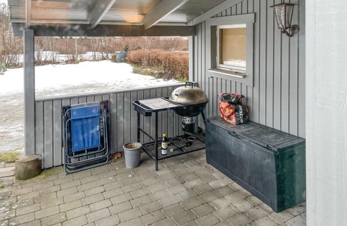 Orebro House | Beautiful home in örebro with kitchen