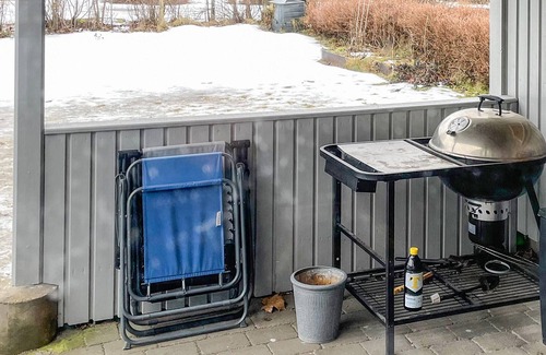 Orebro House | Beautiful home in örebro with kitchen