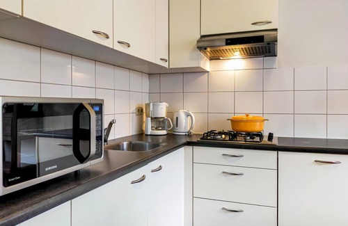 Delden House | Beautiful home in Delden with sauna